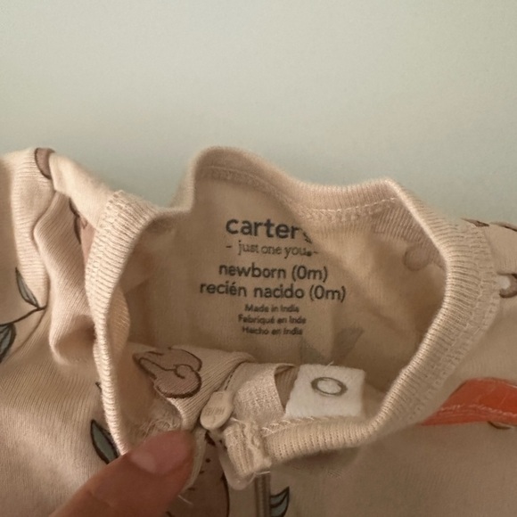 Carter's Cream and Tan Bear Print Footies - Picture 3 of 3